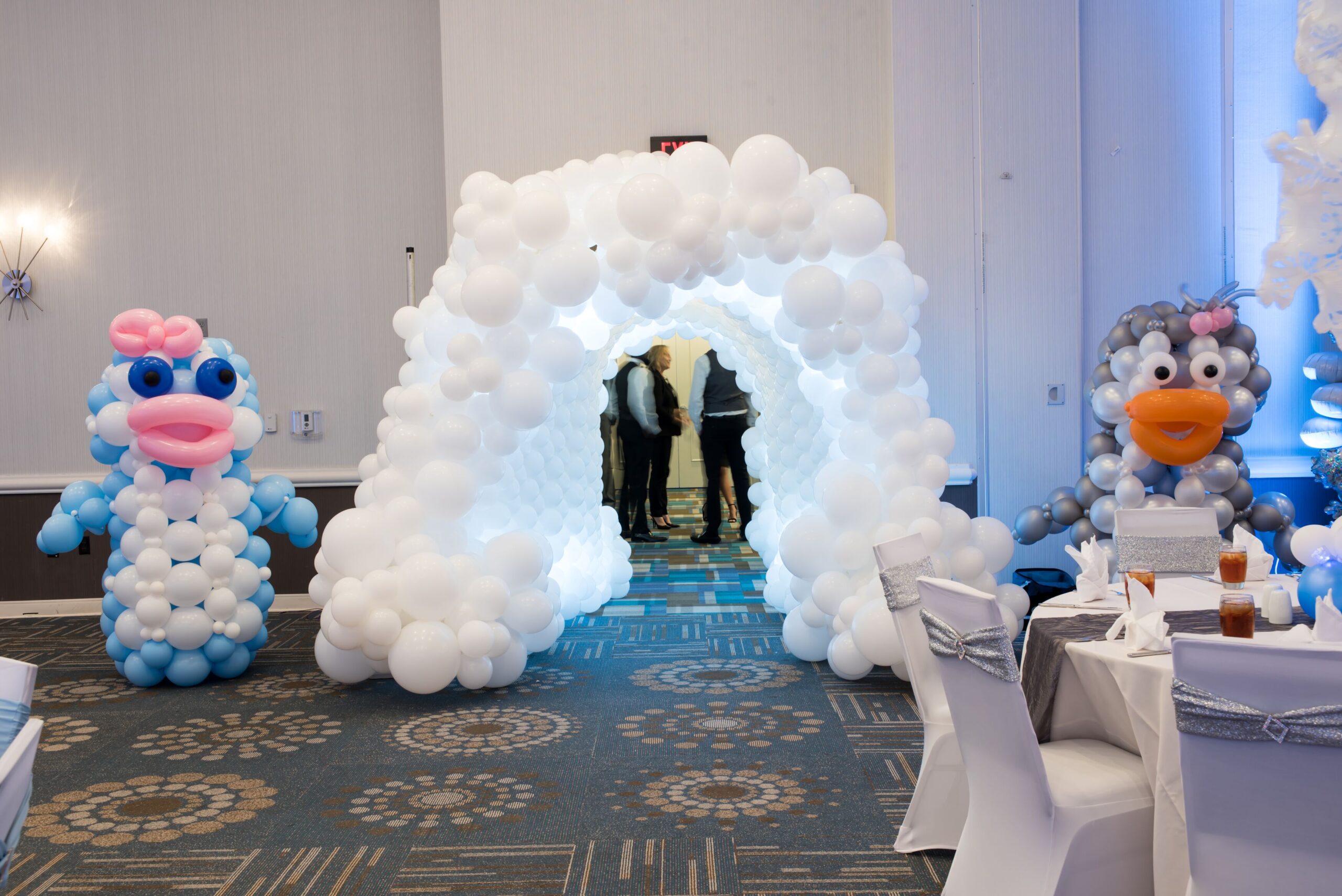 How To Decorate Balloon Arches - North of Bleu