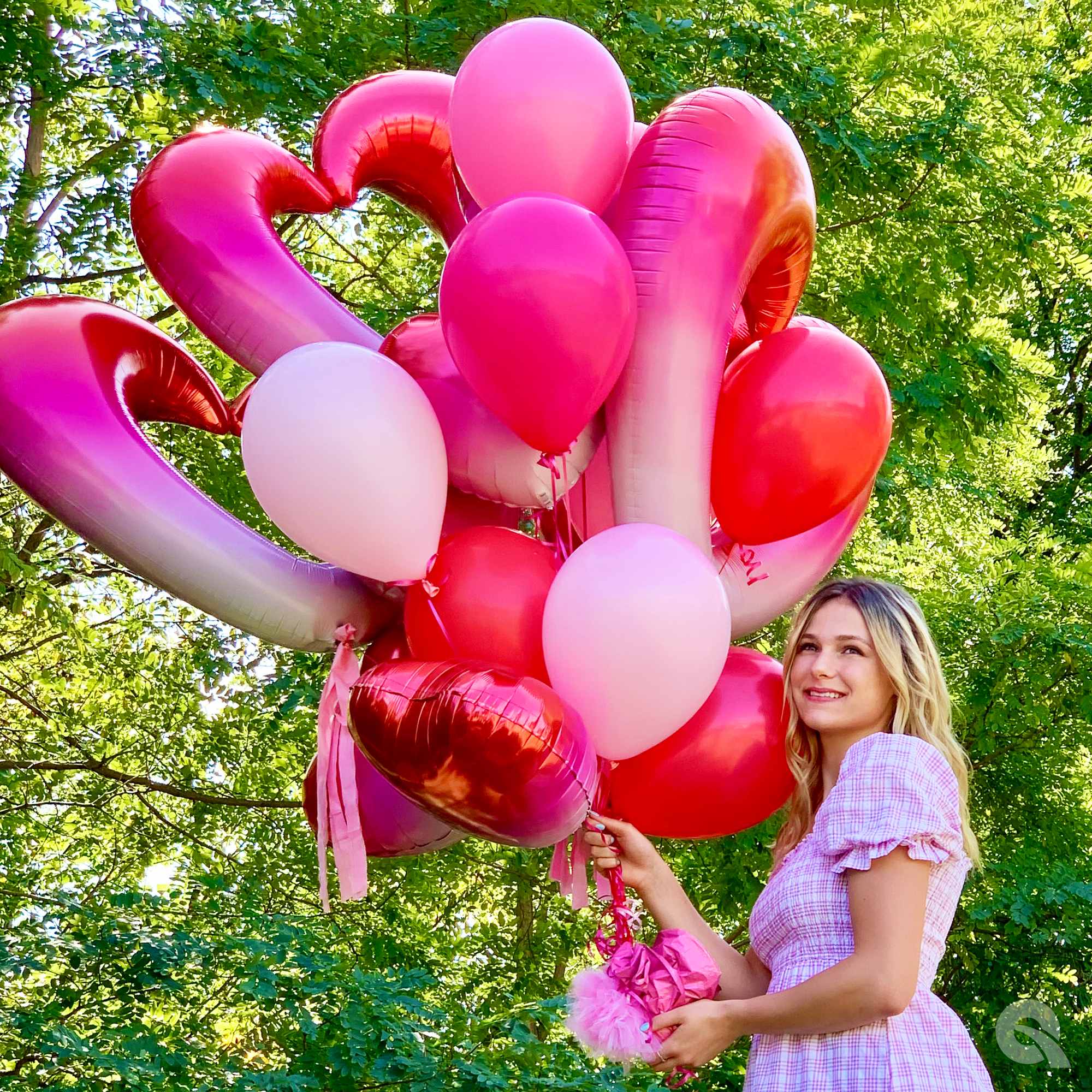 Valentine Balloon Heart Bouquet