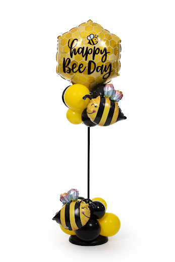 Bumble bee balloon tower